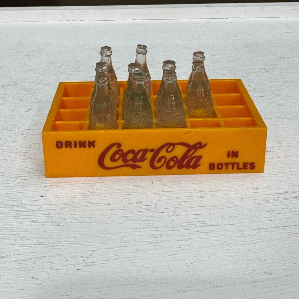 Green Miniature Glass Coca Cola Bottles In Crate - Picture 10 of 14